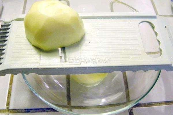凉拌土豆片的做法图解1
