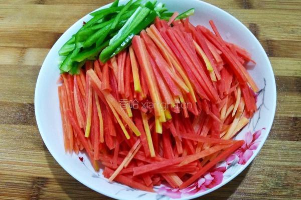 青椒胡萝卜炒肉丝的做法图解5