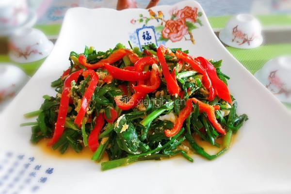 下饭菜—红椒炒韭菜的做法图解7
