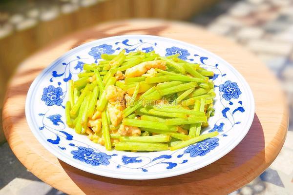 清香芦蒿炒蛋的做法图解9