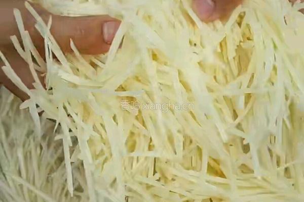 凉拌土豆丝的做法图解2