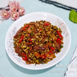油渣炒泡豇豆的做法[图]