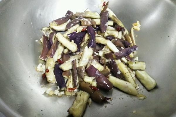 蒜蓉烧茄子的做法图解6