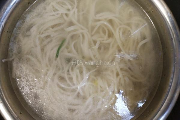 牛肉骨汤面的做法图解10