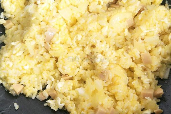 鸡蛋炒饭的做法图解7