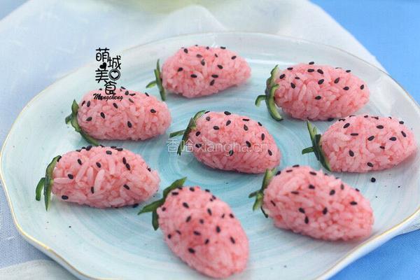 草莓饭团的做法图解7