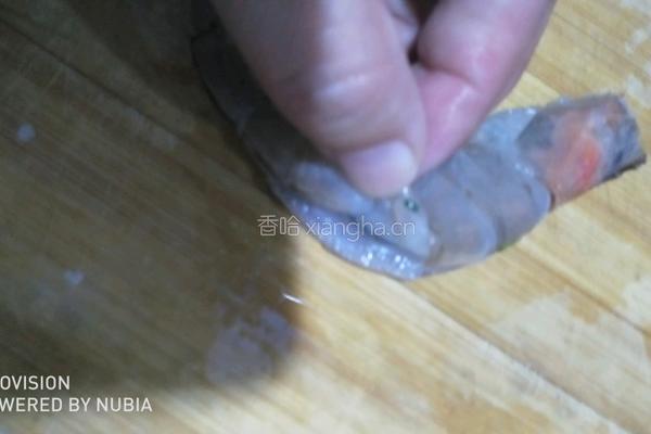 蒜蓉粉丝开边虾的做法图解4