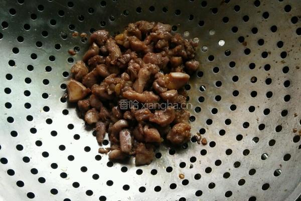 辣子鸡丁的做法图解4