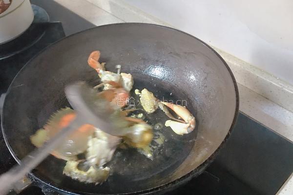 哥俩好（大闸蟹和小蝤蠓）的做法图解4