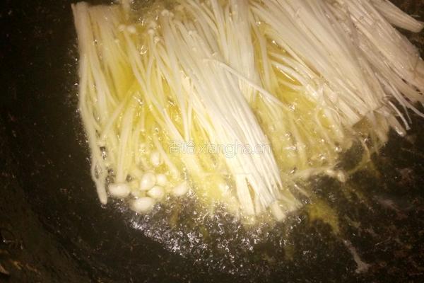 炸金针菇的做法图解5