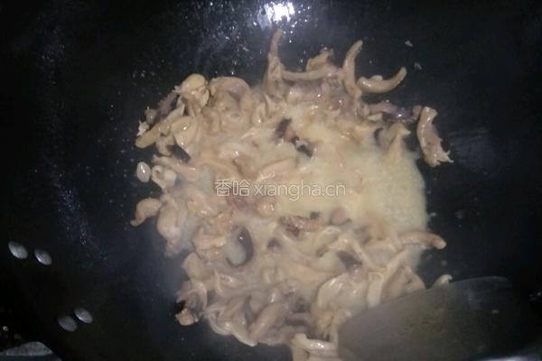 鸡肉排骨墨鱼汤的做法图解2