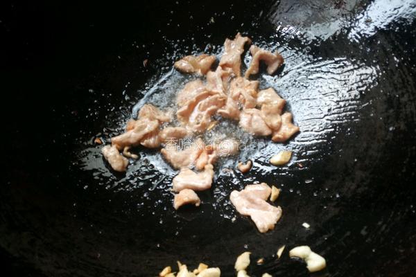 丝瓜炒肉片的做法图解4