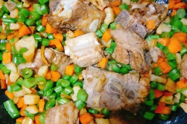 电饭锅排骨闷饭的做法图解8