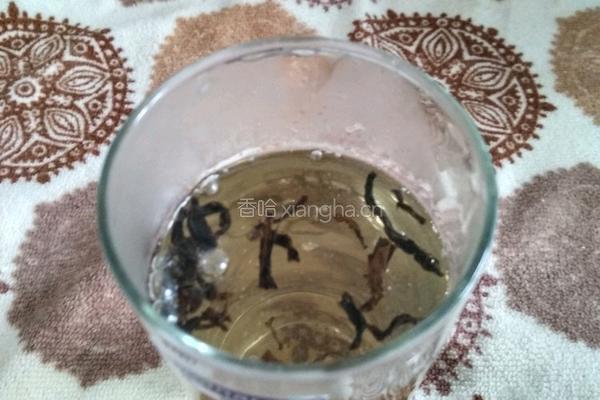 柠檬冰红茶的做法图解2