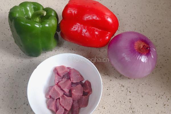 彩椒牛肉串的做法图解1