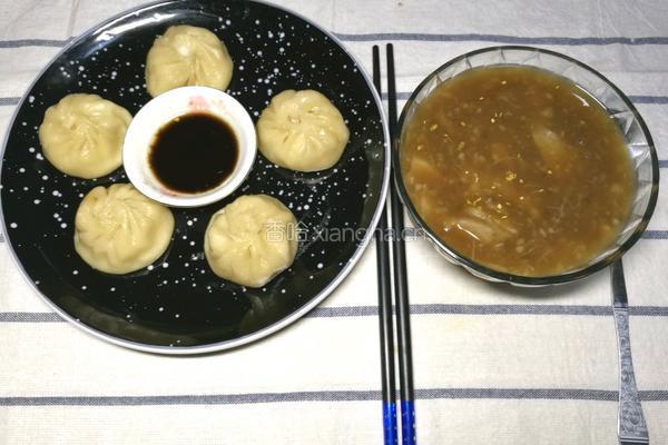 灌汤小笼包的做法图解1
