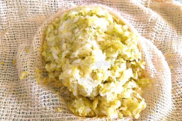 白菜饺子的做法图解6
