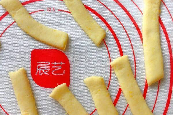 南瓜磨牙饼干的做法图解7