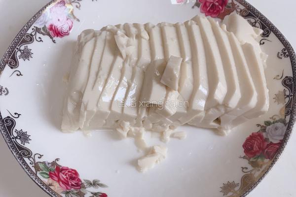 皮蛋豆腐的做法图解6