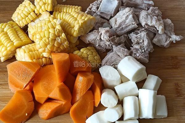 山药玉米炖排骨的做法图解2