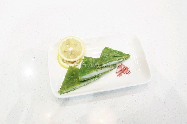 青汁夹心饼的做法图解1