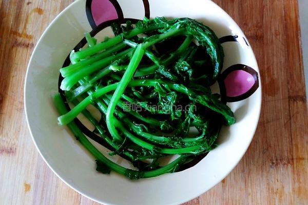 猪肉萝卜缨馅饼的做法图解5