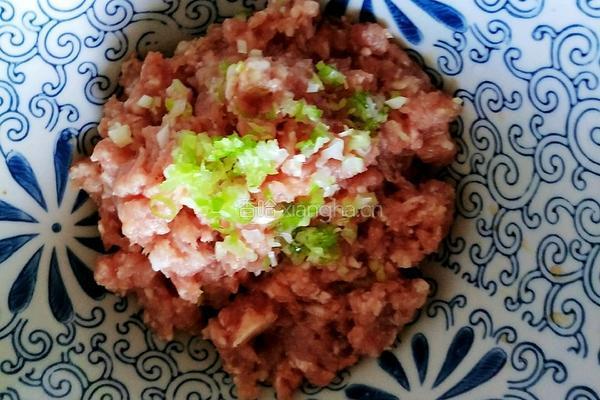 猪肉萝卜缨馅饼的做法图解8