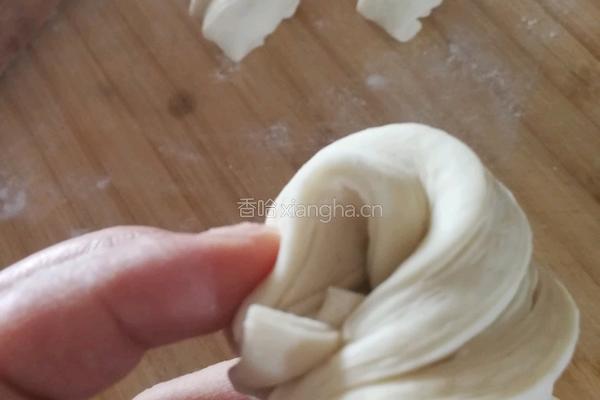 奶香花卷馍的做法图解4