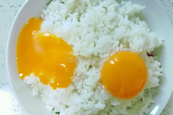 豪华黄金蛋炒饭的做法图解3