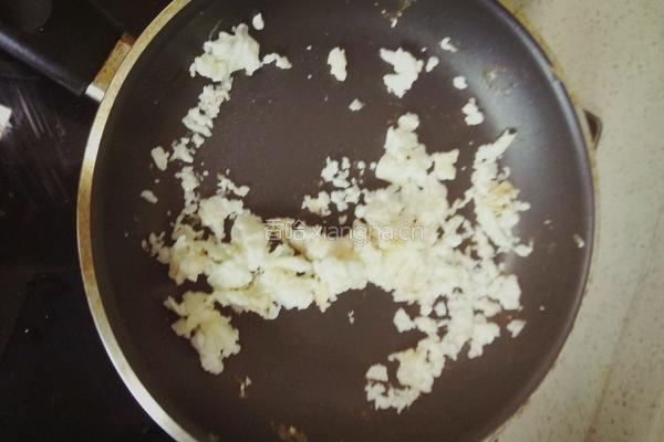 豪华黄金蛋炒饭的做法图解5