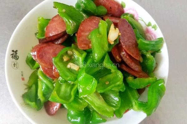 青椒炒腊肠的做法图解4