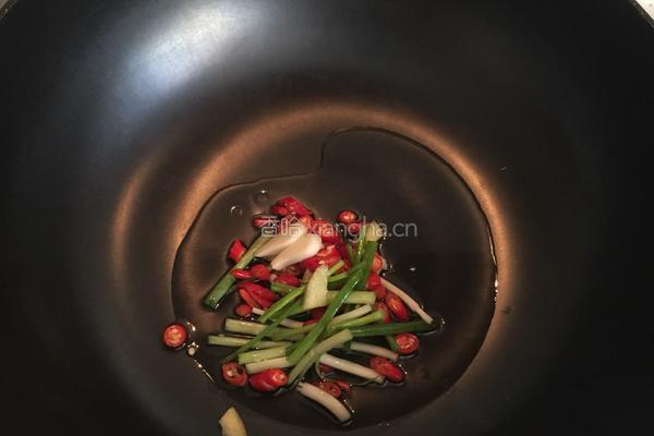 素炒茭白的做法图解5