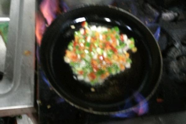 蛋包饭的做法图解1