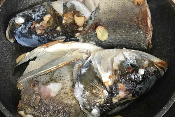 鱼头豆腐汤的做法图解6