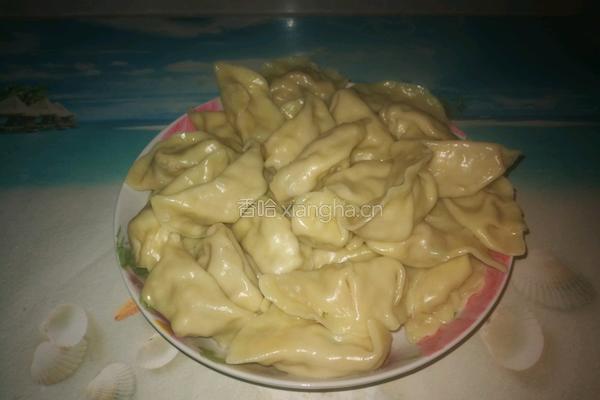 胡萝卜玉米饺子的做法图解6