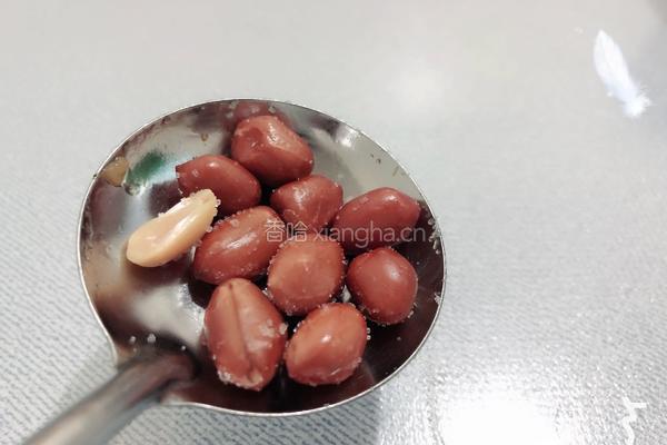 炸酥脆花生米的做法图解5