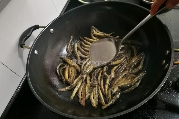 干煸糟菜泥鳅的做法图解6