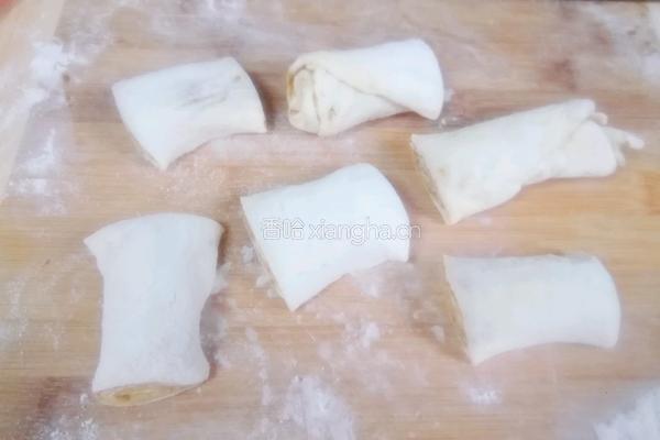 梅干菜烧饼和麻将火烧的做法图解9