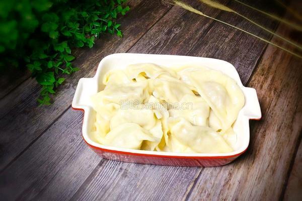 白菜饺子的做法图解17