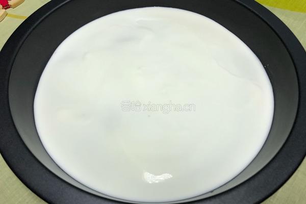 紫薯炒酸奶的做法图解3