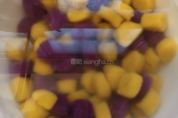 芋圆鲜奶西米露的做法图解4