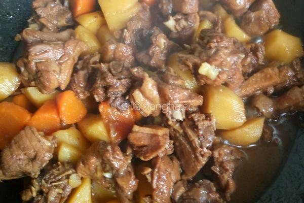 鸭腿炖土豆胡萝卜的做法图解10
