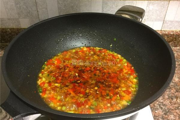泡椒豆豉干烧鱼的做法图解10