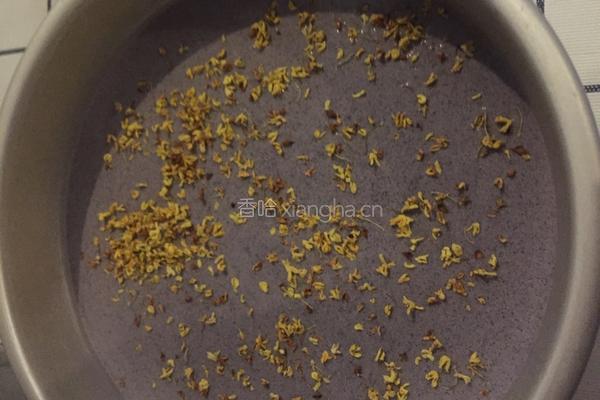 桂花黑米糕的做法图解3