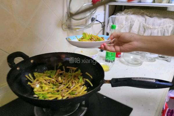 土豆青椒炒肉的做法图解8