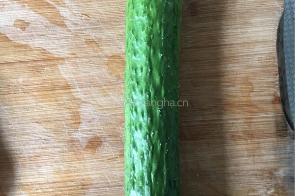 无辣版儿童版宫保鸡丁 适合一岁半以上的做法图解1