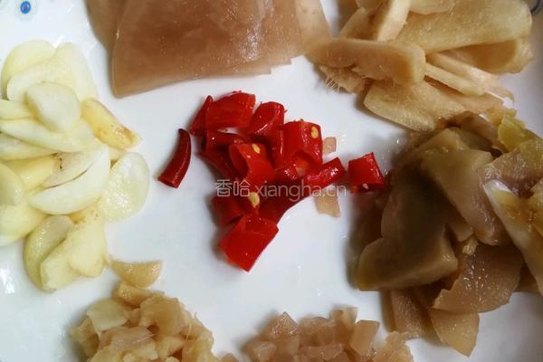 酸汤巴沙鱼的做法图解3