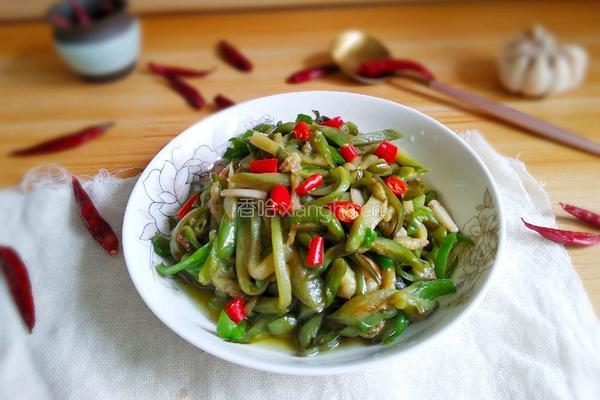 青椒茄子丝的做法图解13
