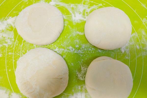 韭菜银鱼盒子的做法图解18