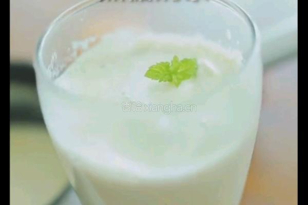 焦糖奶茶的做法图解1